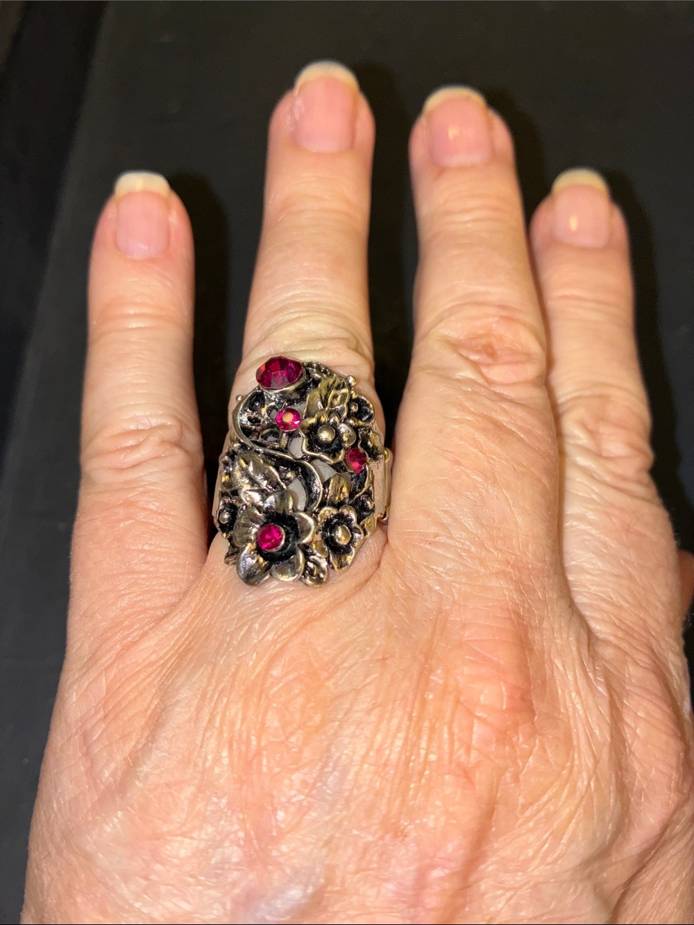 Antique-Style Floral Statement Stretch Ring with Red Gem Accents